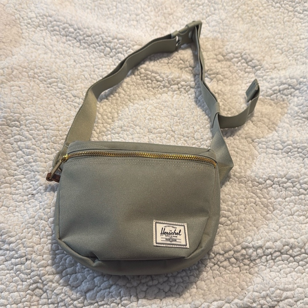 Herschel Supply Company Hip Pack Bag-Great Condition